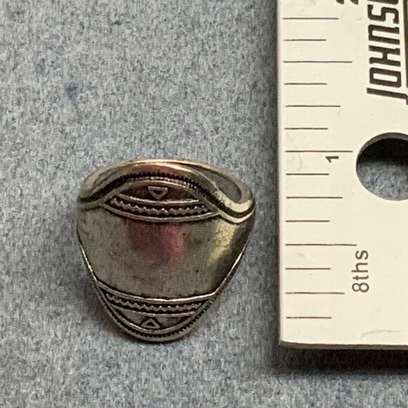 Native American Style Ring Size 7 Silver Wide Band Tribal Exotic BoHo Vintage - Picture 6 of 7